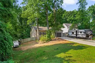 2211 Wanda Dr, Greensboro, NC 27408 - Photo 3
