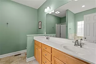 2211 Wanda Dr, Greensboro, NC 27408 - Photo 23
