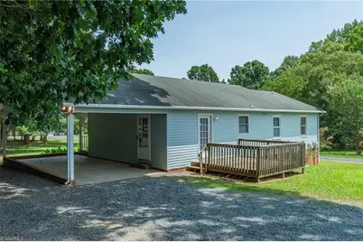 4322 Oak Brook Court, Trinity, NC 27370 - Photo 5