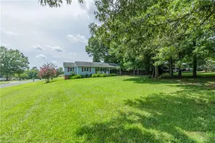 4322 Oak Brook Ct, Trinity, NC 27370 - Photo 7