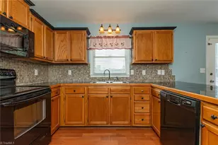 4322 Oak Brook Ct, Trinity, NC 27370 - Photo 9
