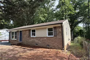 1702 Cedrow Dr, High Point, NC 27260 - Photo 23