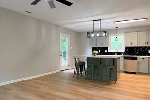 1702 Cedrow Dr, High Point, NC 27260 - Photo 5