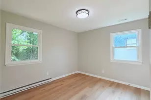 1702 Cedrow Dr, High Point, NC 27260 - Photo 9