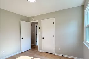 1702 Cedrow Dr, High Point, NC 27260 - Photo 17