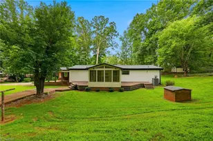 6105 Nc Hwy 67, Boonville, NC 27011 - Photo 9