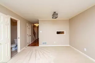 4613 Lawndale Dr, Greensboro, NC 27455 - Photo 19