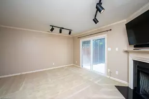 4613 Lawndale Dr, Greensboro, NC 27455 - Photo 17