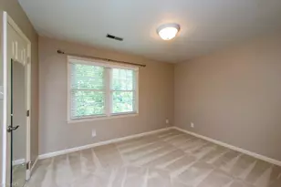4613 Lawndale Dr, Greensboro, NC 27455 - Photo 41
