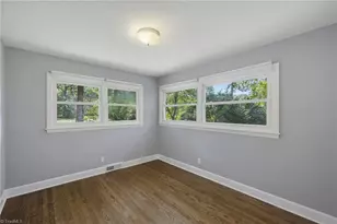 909 Forest Hill Dr, Greensboro, NC 27410 - Photo 25
