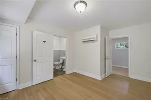 909 Forest Hill Dr, Greensboro, NC 27410 - Photo 17