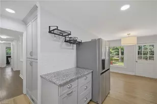 909 Forest Hill Dr, Greensboro, NC 27410 - Photo 15