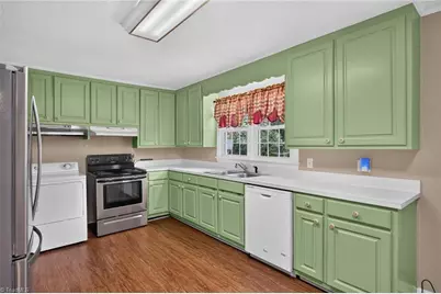 1115 E Willowbrook Drive, Burlington, NC 27215 - Photo 9