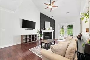 3038 Cullens Dr, Graham, NC 27253 - Photo 3