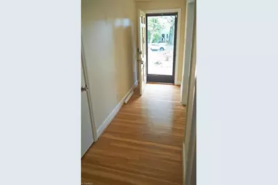 907 Onslow Drive, Greensboro, NC 27408 - Photo 5