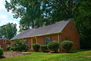 907 Onslow Dr, Greensboro, NC 27408 - Photo 49