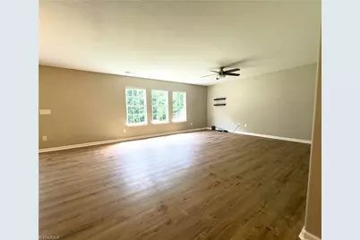 4586 Ramseur Drive, Winston-Salem, NC 27101 - Photo 7