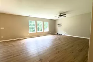 4586 Ramseur Dr, Winston-Salem, NC 27101 - Photo 7