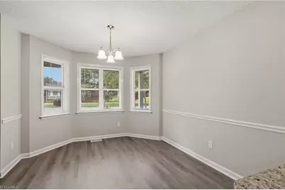 407 Lassiter Drive, High Point, NC 27265 - Photo 9