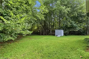 407 Lassiter Dr, High Point, NC 27265 - Photo 27