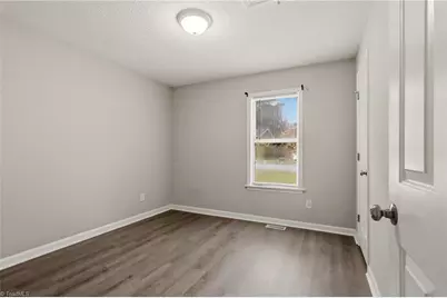407 Lassiter Drive, High Point, NC 27265 - Photo 23