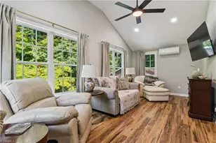 1640 Beechwood Rd, Yadkinville, NC 27055 - Photo 3