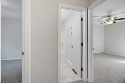 5351 Summit Heights Drive, Winston-Salem, NC 27104 - Photo 17
