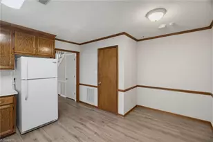 5351 Summit Heights Dr, Winston-Salem, NC 27104 - Photo 11