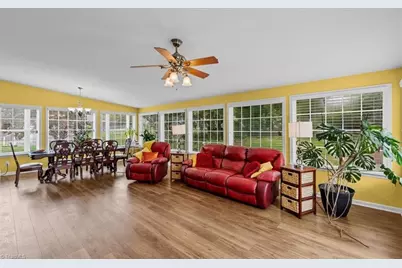 4104 Chinaberry Court, Greensboro, NC 27405 - Photo 11