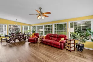 4104 Chinaberry Ct, Greensboro, NC 27405 - Photo 11