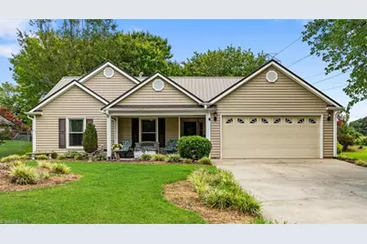 4104 Chinaberry Court, Greensboro, NC 27405 - Photo 1