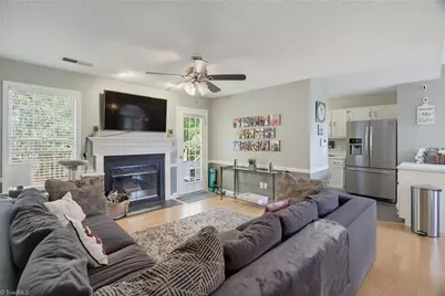 3913 Landover Drive, High Point, NC 27265 - Photo 5