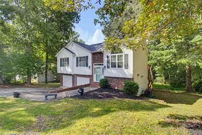 3913 Landover Drive, High Point, NC 27265 - Photo 3