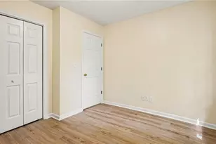 85 Lowery Dr, Thomasville, NC 27360 - Photo 17