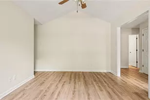 85 Lowery Dr, Thomasville, NC 27360 - Photo 7