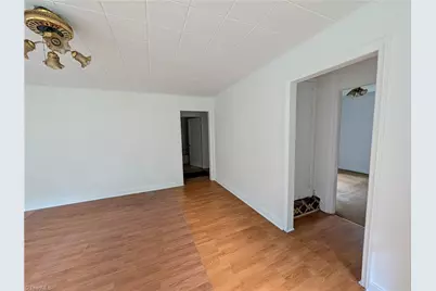 1514 Glenside Drive, Greensboro, NC 27405 - Photo 5