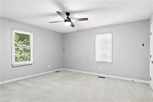 4965 Lochraven Dr, Winston-Salem, NC 27104 - Photo 21