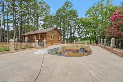 5241 Nc Highway 66 S, King, NC 27021 - Photo 33