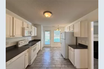 1148 Academic Drive, Winston-Salem, NC 27106 - Photo 3