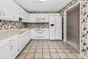 828 Windermere Ct, Asheboro, NC 27203 - Photo 7