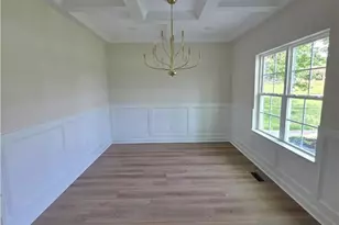 197 W Willow St, Yadkinville, NC 27055 - Photo 3