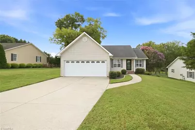 153 Cloister Drive, Mocksville, NC 27028 - Photo 3