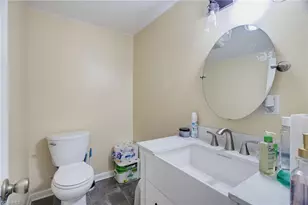 1608 Sharpe Rd, Greensboro, NC 27406 - Photo 15