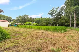 1608 Sharpe Rd, Greensboro, NC 27406 - Photo 33