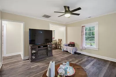 1608 Sharpe Road, Greensboro, NC 27406 - Photo 5