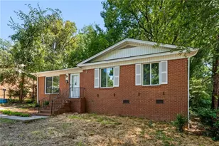 410 Parkwood Ave, Winston-Salem, NC 27105 - Photo 3