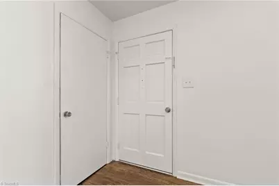 410 Parkwood Avenue, Winston-Salem, NC 27105 - Photo 5