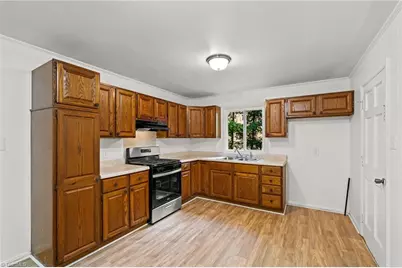 410 Parkwood Avenue, Winston-Salem, NC 27105 - Photo 9