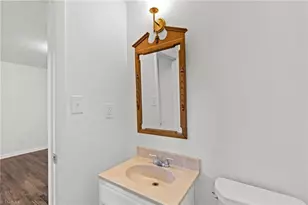 410 Parkwood Ave, Winston-Salem, NC 27105 - Photo 17