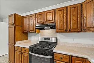 410 Parkwood Ave, Winston-Salem, NC 27105 - Photo 11